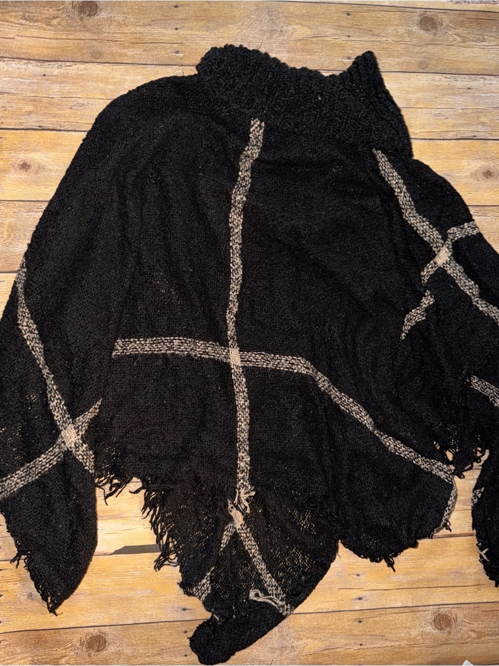 Apt 9 Fringe Plaid Poncho